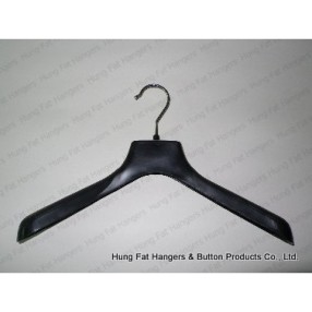 OUTERWEAR HANGERS